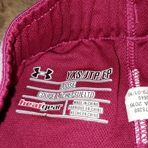 Under Armour shorts size Youth XS - Picture 4 of 4